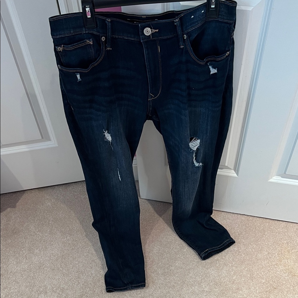 Dark Wash Distressed women’s Jeans